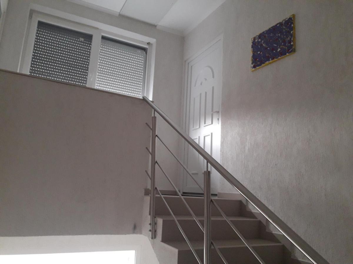Mira Apartman Debrecen Exterior foto